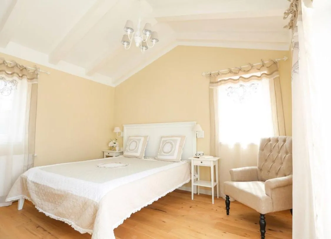 Villa Nina Porec-Baderna-Rakovci, Meerblick, Privater Pool, 1000M2 Grundstueck Croazia