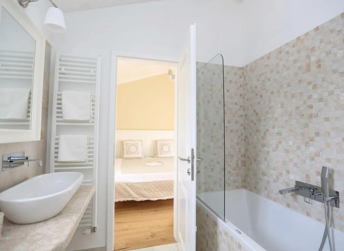 Villa Nina Porec-Baderna-Rakovci, Meerblick, Privater Pool, 1000M2 Grundstueck