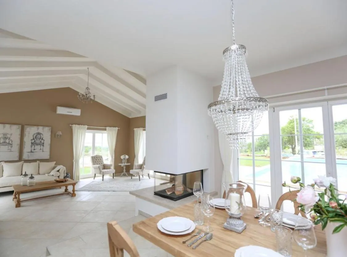 Villa Nina Porec-Baderna-Rakovci, Meerblick, Privater Pool, 1000M2 Grundstueck 0*, Baderna Croazia